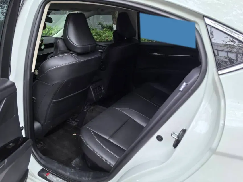 2024 Toyota Camry 2.0L 152HP L4 E-CVT Hybrid,autocango,china used car exporter,china ev exporter,chinese used car exporter,chinese used ev exporter