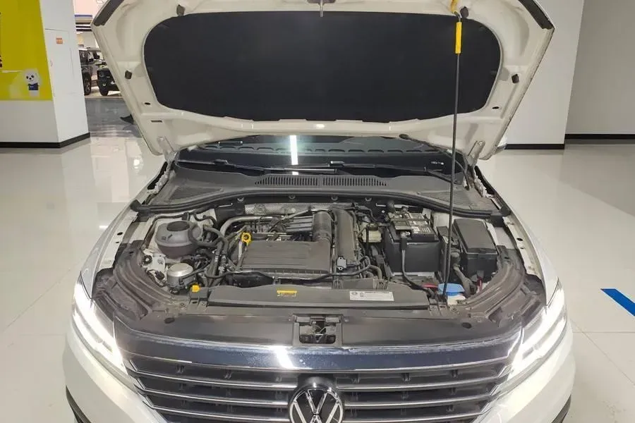 2022 Volkswagen Sagitar 1.2T 116HP L4 7DCT,autocango,china used car exporter,china ev exporter,chinese used car exporter,chinese used ev exporter