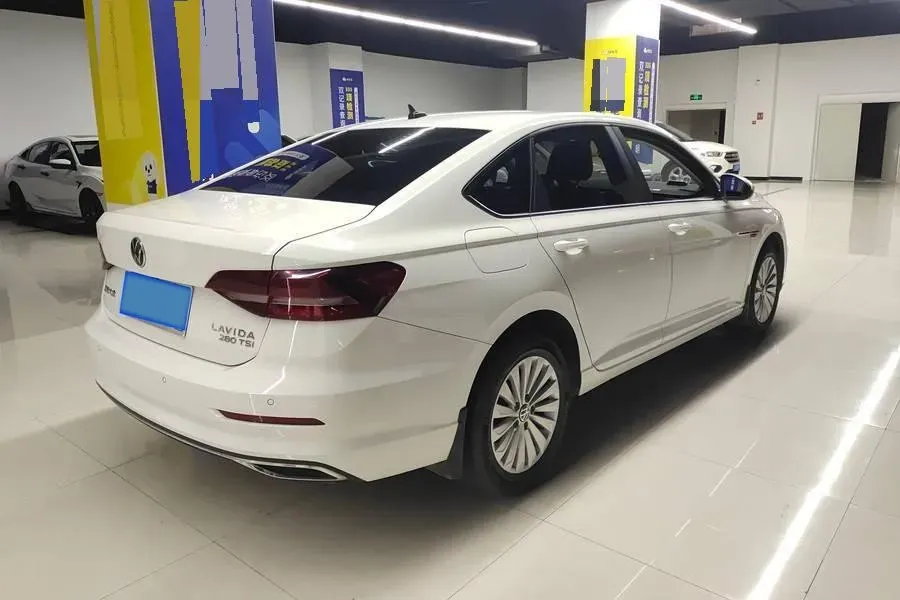 2022 Volkswagen Sagitar 1.2T 116HP L4 7DCT,autocango,china used car exporter,china ev exporter,chinese used car exporter,chinese used ev exporter