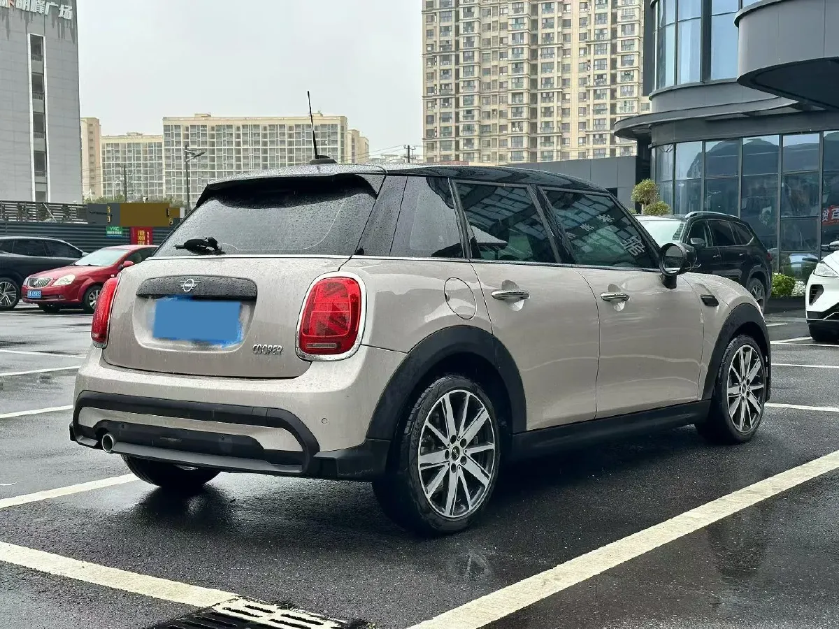 2023 MINI MINI 1.5T 136HP L3 7DCT,autocango,china used car exporter,china ev exporter,chinese used car exporter,chinese used ev exporter