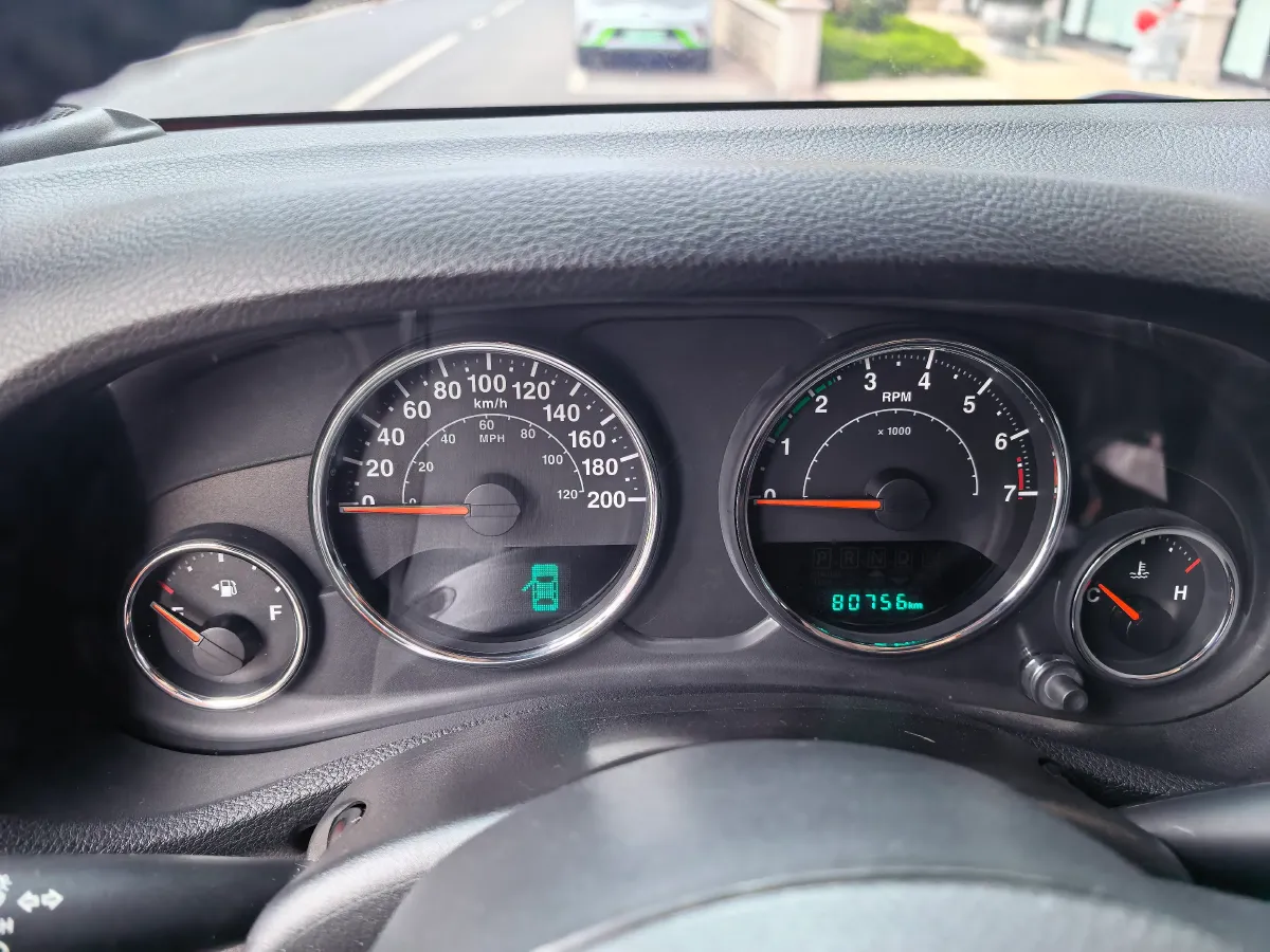 2017 Jeep Wrangler 3.6L 284HP V6 5AT,autocango,china used car exporter,china ev exporter,chinese used car exporter,chinese used ev exporter