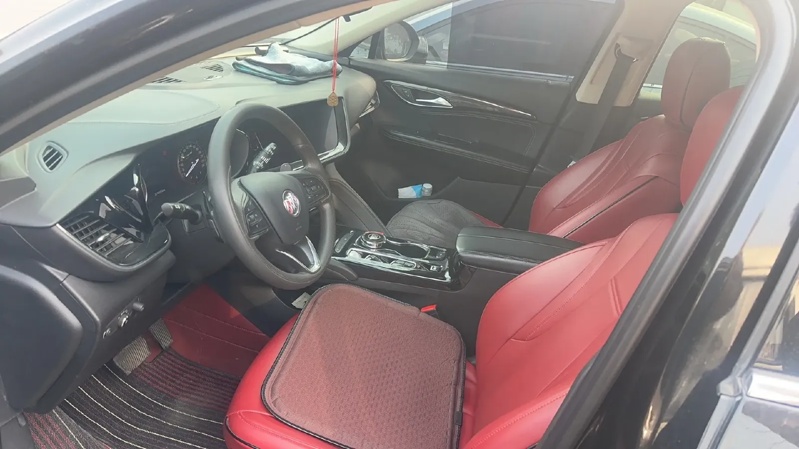 2021 Buick EnvisionPlus 2.0T 237HP L4 9AT,autocango,china used car exporter,china ev exporter,chinese used car exporter,chinese used ev exporter