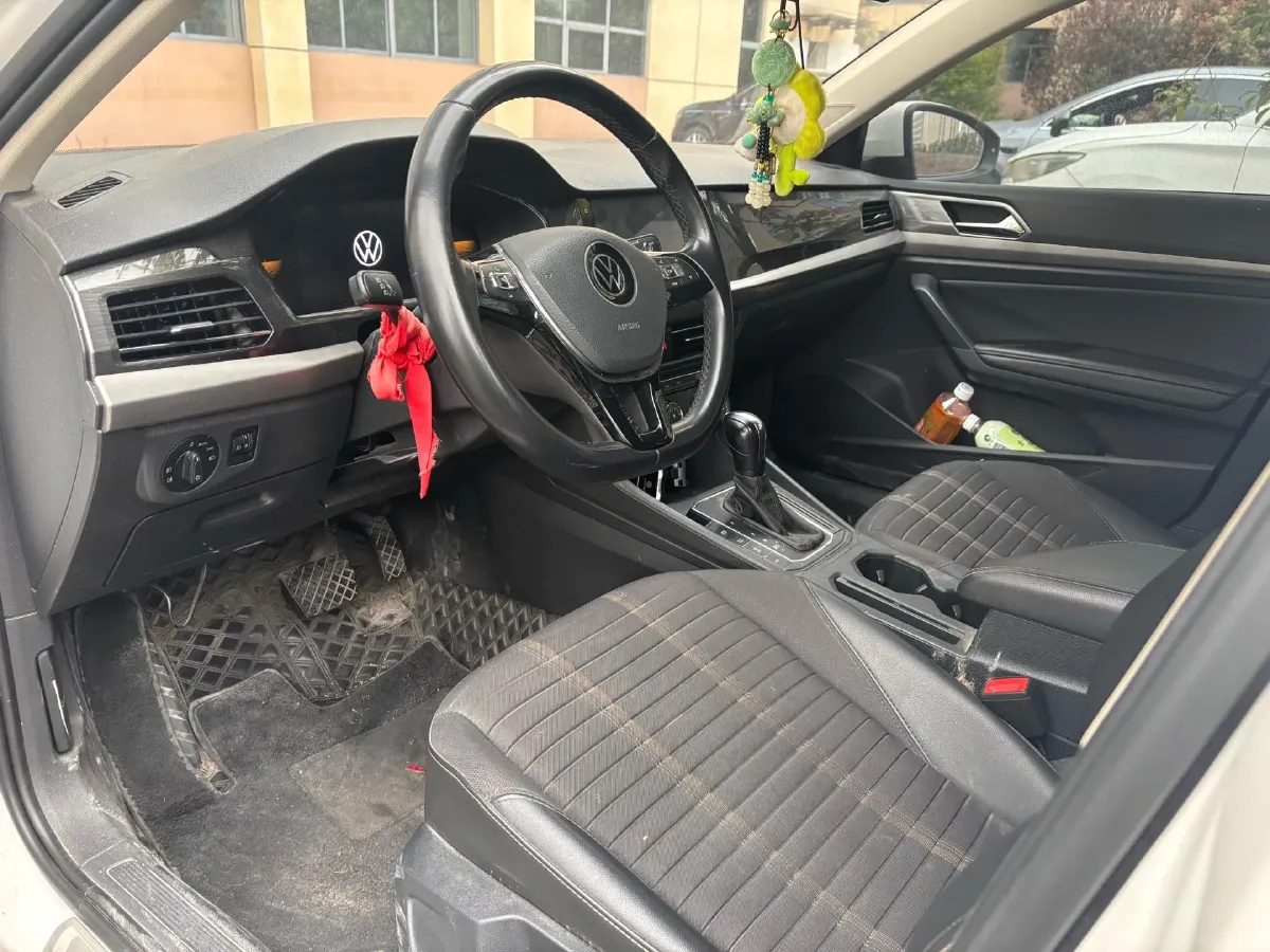 2021 Volkswagen Lavida 1.4T 150HP L4 7DCT,autocango,china used car exporter,china ev exporter,chinese used car exporter,chinese used ev exporter