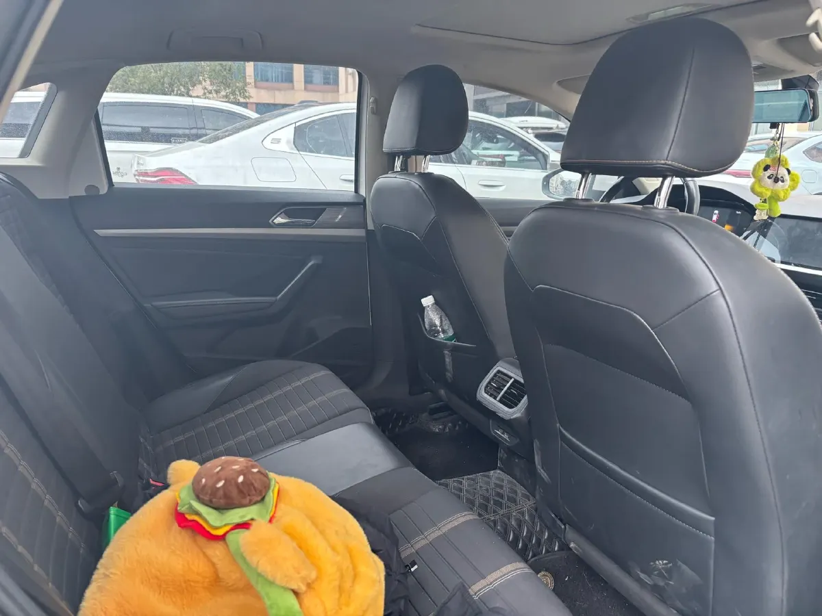 2021 Volkswagen Lavida 1.4T 150HP L4 7DCT,autocango,china used car exporter,china ev exporter,chinese used car exporter,chinese used ev exporter