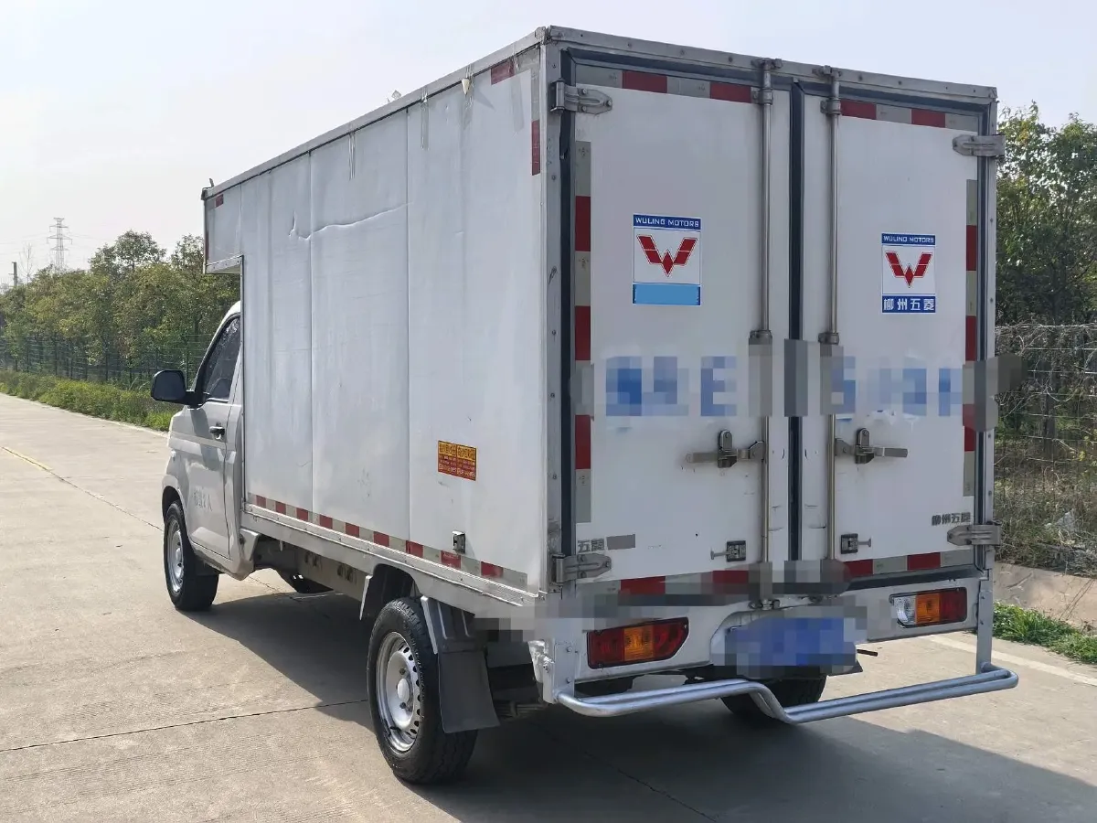 2020 WuLing RongGuang New Truck Special 1.8L 125HP L4 5MT,autocango,china used car exporter,china ev exporter,chinese used car exporter,chinese used ev exporter