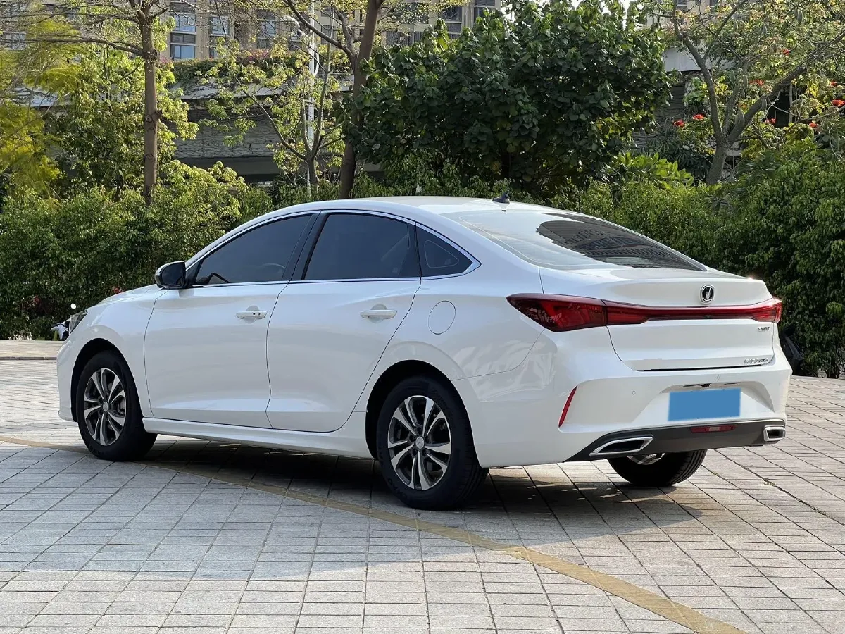 2024 ChangAn Eado 1.4T 160HP L4 7DCT,autocango,china used car exporter,china ev exporter,chinese used car exporter,chinese used ev exporter