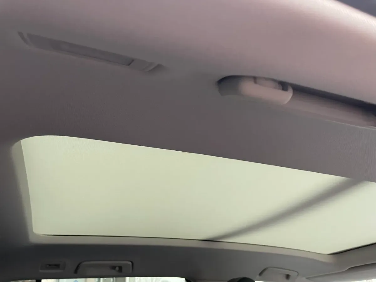 2022 Volkswagen Talagon 2.0T 220HP L4 7DCT,autocango,china used car exporter,china ev exporter,chinese used car exporter,chinese used ev exporter