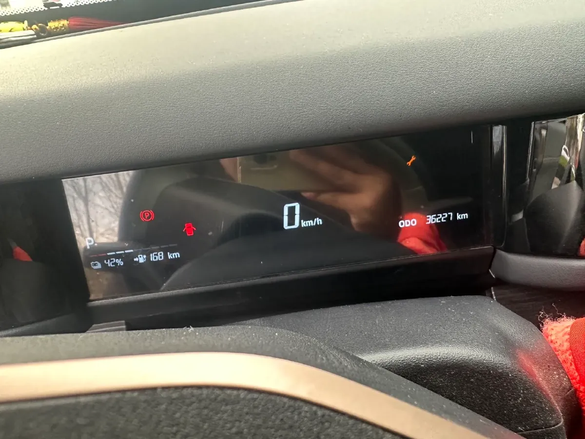 2024 iCAR iCAR 03 BEV 50.63KWH,autocango,china used car exporter,china ev exporter,chinese used car exporter,chinese used ev exporter