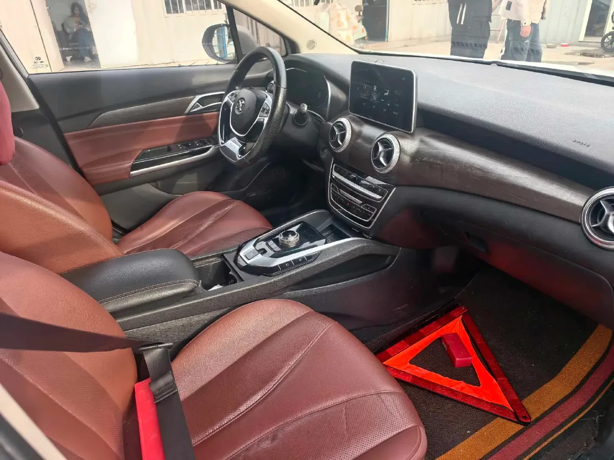 2019 BeiJing Auto EU5 BEV 50.8KWH,autocango,china used car exporter,china ev exporter,chinese used car exporter,chinese used ev exporter