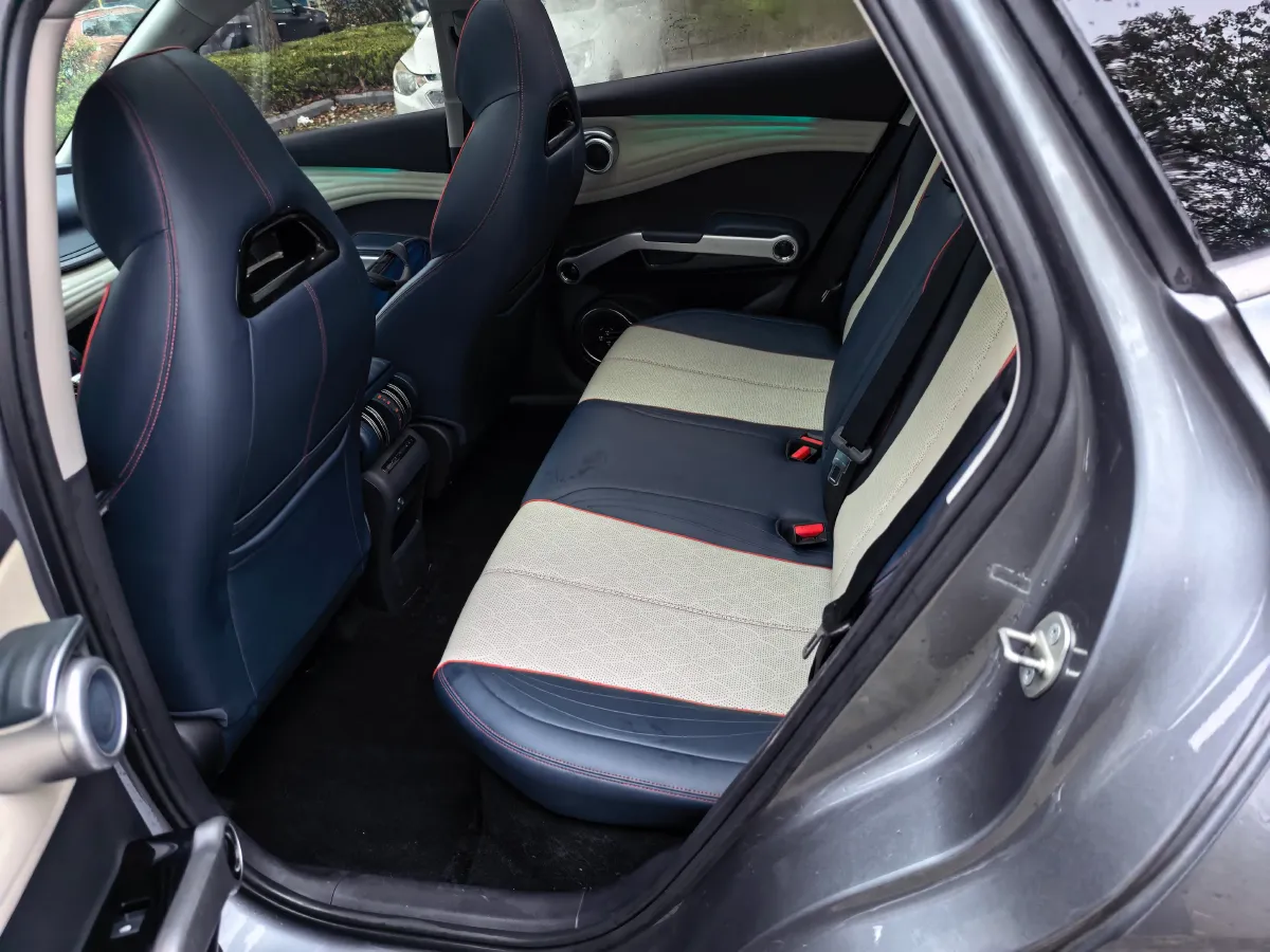 2022 Foton Grand General G7 2.0T 238HP L4 8AT,autocango,china used car exporter,china ev exporter,chinese used car exporter,chinese used ev exporter