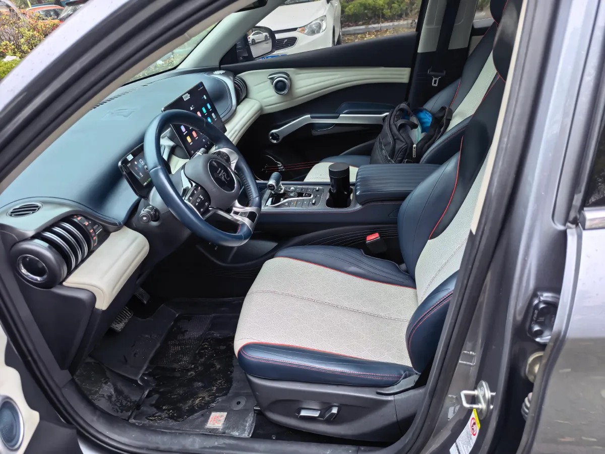 2022 Foton Grand General G7 2.0T 238HP L4 8AT,autocango,china used car exporter,china ev exporter,chinese used car exporter,chinese used ev exporter