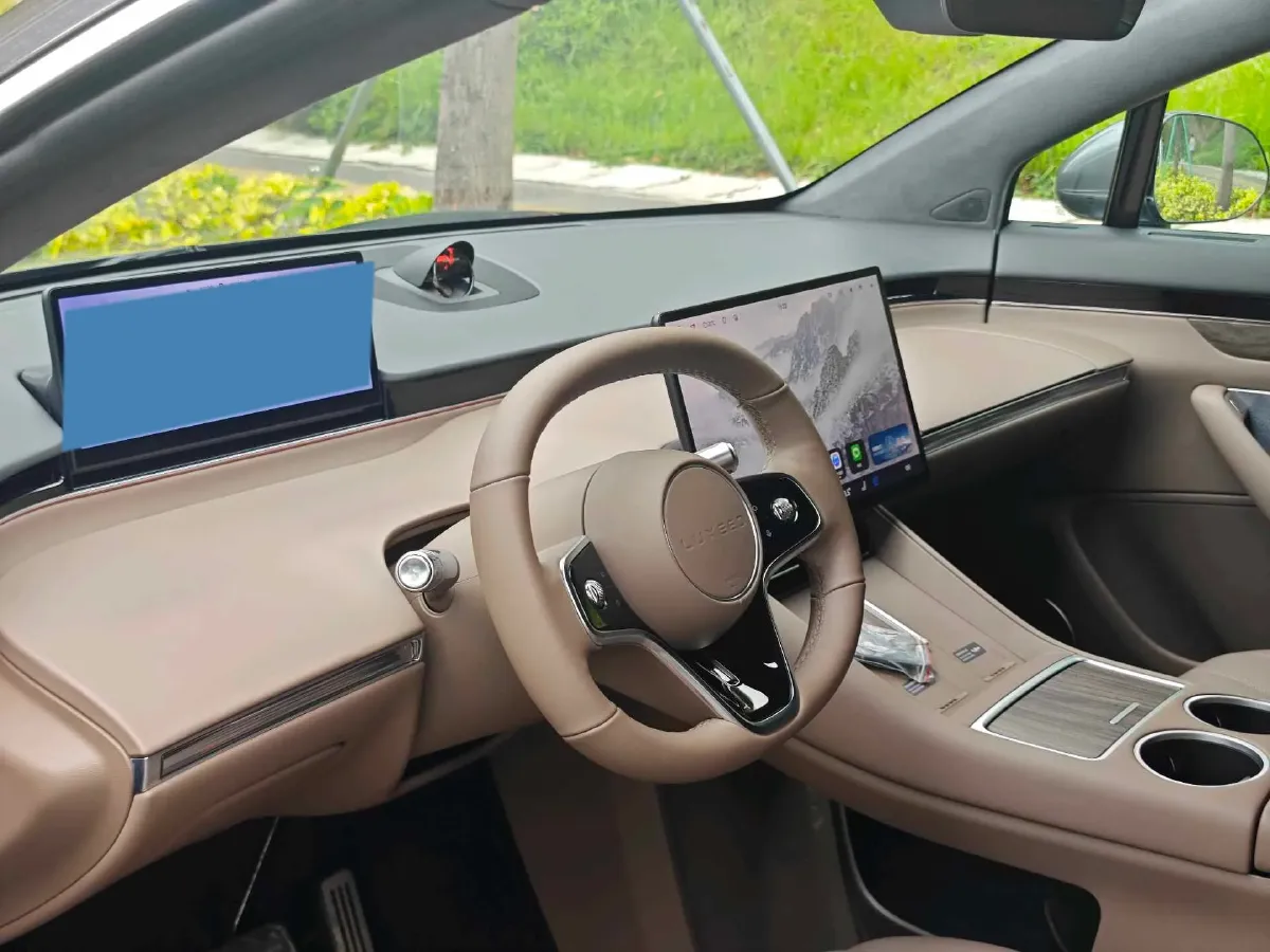 2025 Luxeed R7 REEV 156HP REEV 37KWH,autocango,china used car exporter,china ev exporter,chinese used car exporter,chinese used ev exporter