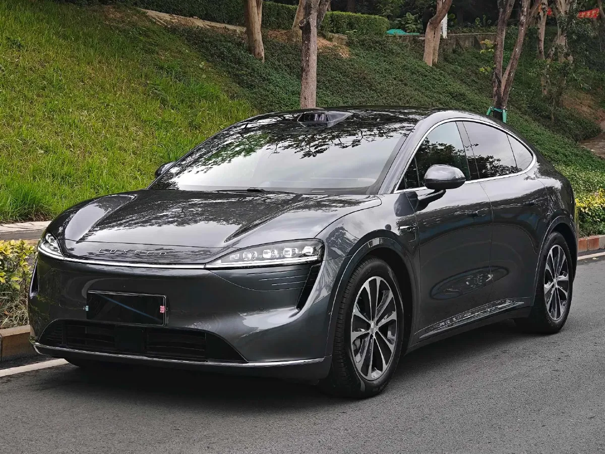 2025 Luxeed R7 REEV 156HP REEV 37KWH,autocango,china used car exporter,china ev exporter,chinese used car exporter,chinese used ev exporter