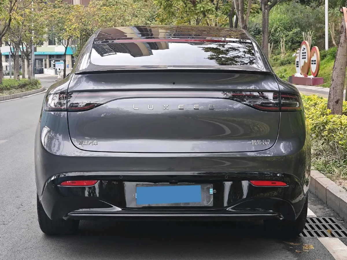 2025 Luxeed R7 REEV 156HP REEV 37KWH,autocango,china used car exporter,china ev exporter,chinese used car exporter,chinese used ev exporter
