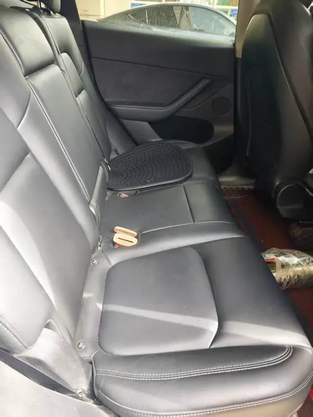 2022 Tesla Model Y BEV 60KWH,autocango,china used car exporter,china ev exporter,chinese used car exporter,chinese used ev exporter