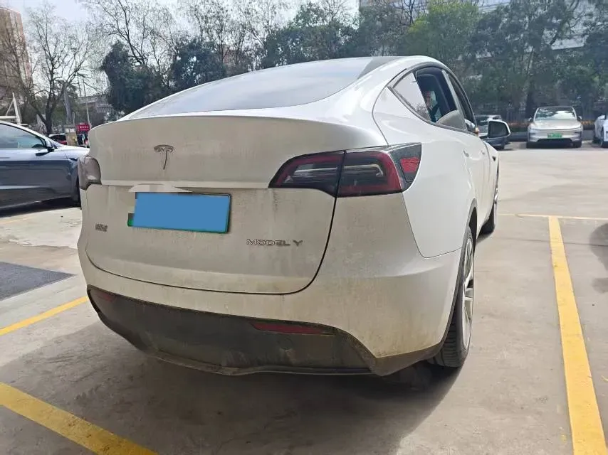 2022 Tesla Model Y BEV 60KWH,autocango,china used car exporter,china ev exporter,chinese used car exporter,chinese used ev exporter