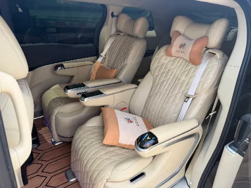 2023 Buick GL8 2.0T 237HP L4 9AT,autocango,china used car exporter,china ev exporter,chinese used car exporter,chinese used ev exporter