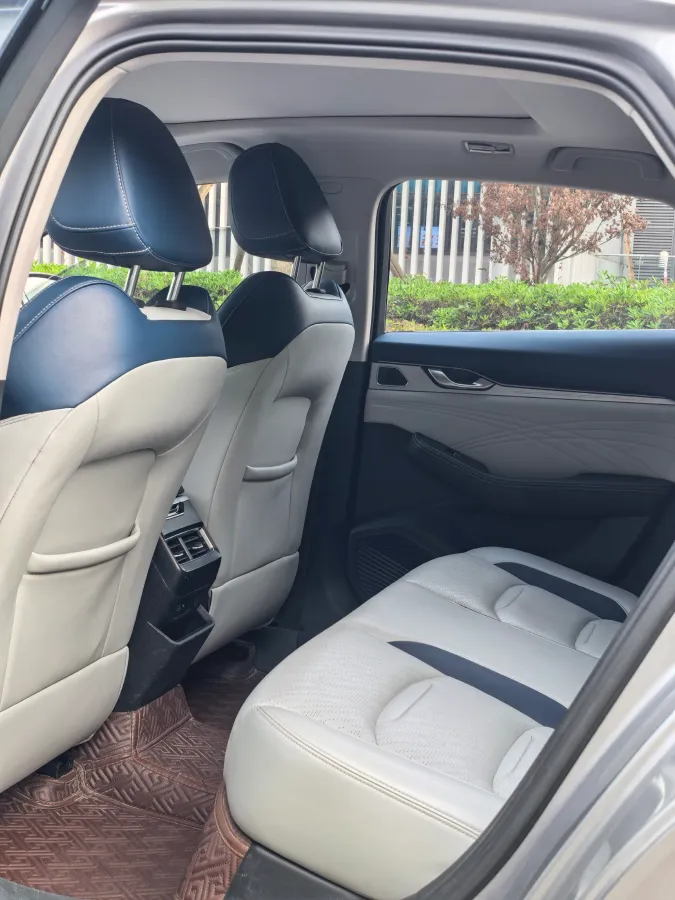 2021 Geely Preface 2.0T 190HP L4 7DCT,autocango,china used car exporter,china ev exporter,chinese used car exporter,chinese used ev exporter