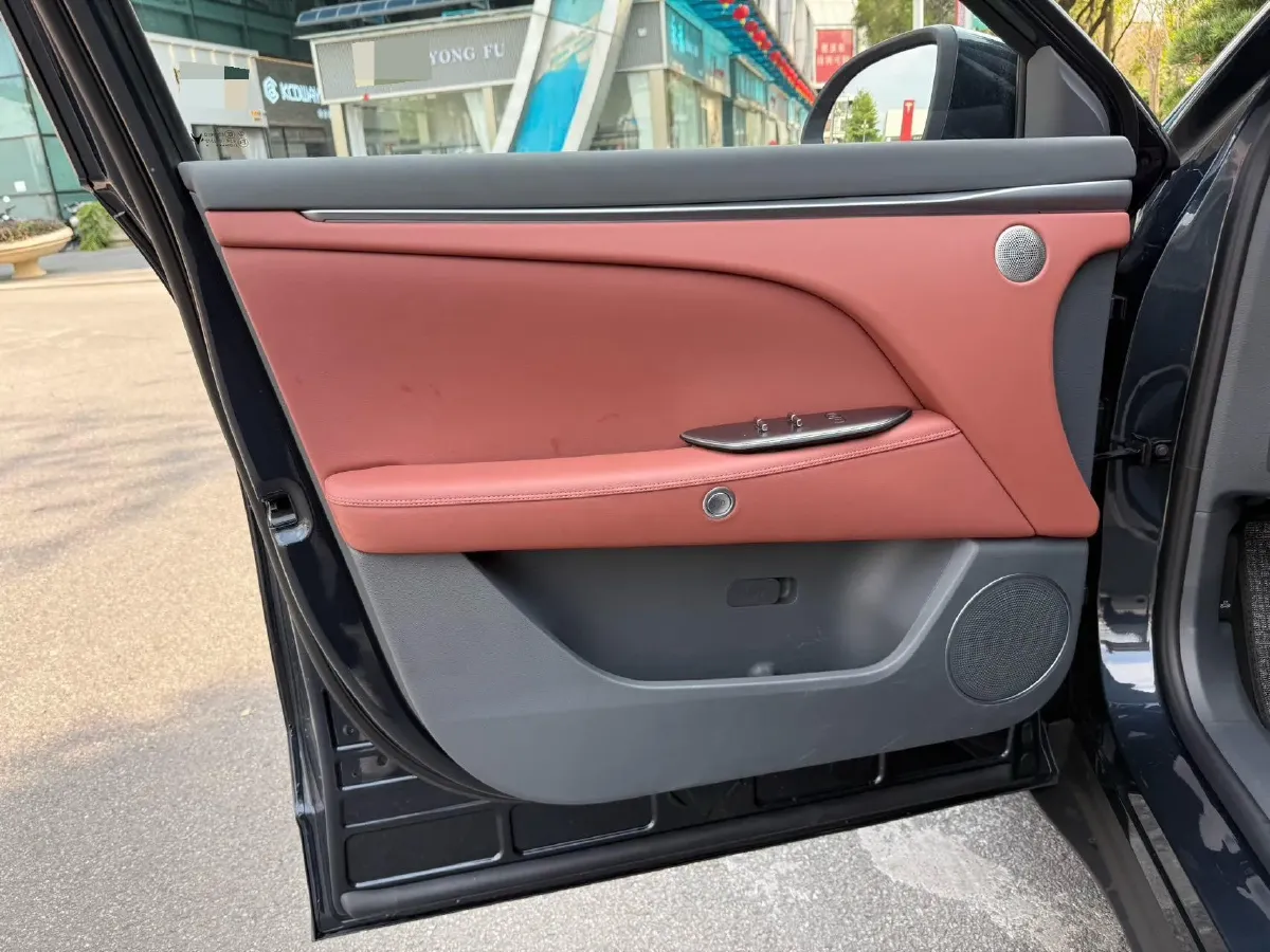 2026 ARCFOX αT5 BEV,autocango,china used car exporter,china ev exporter,chinese used car exporter,chinese used ev exporter