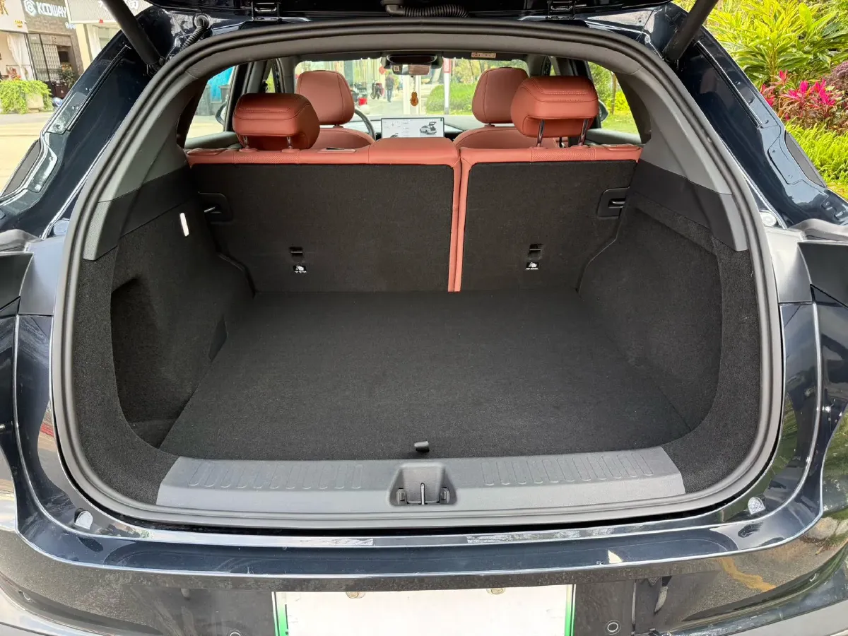 2026 ARCFOX αT5 BEV,autocango,china used car exporter,china ev exporter,chinese used car exporter,chinese used ev exporter