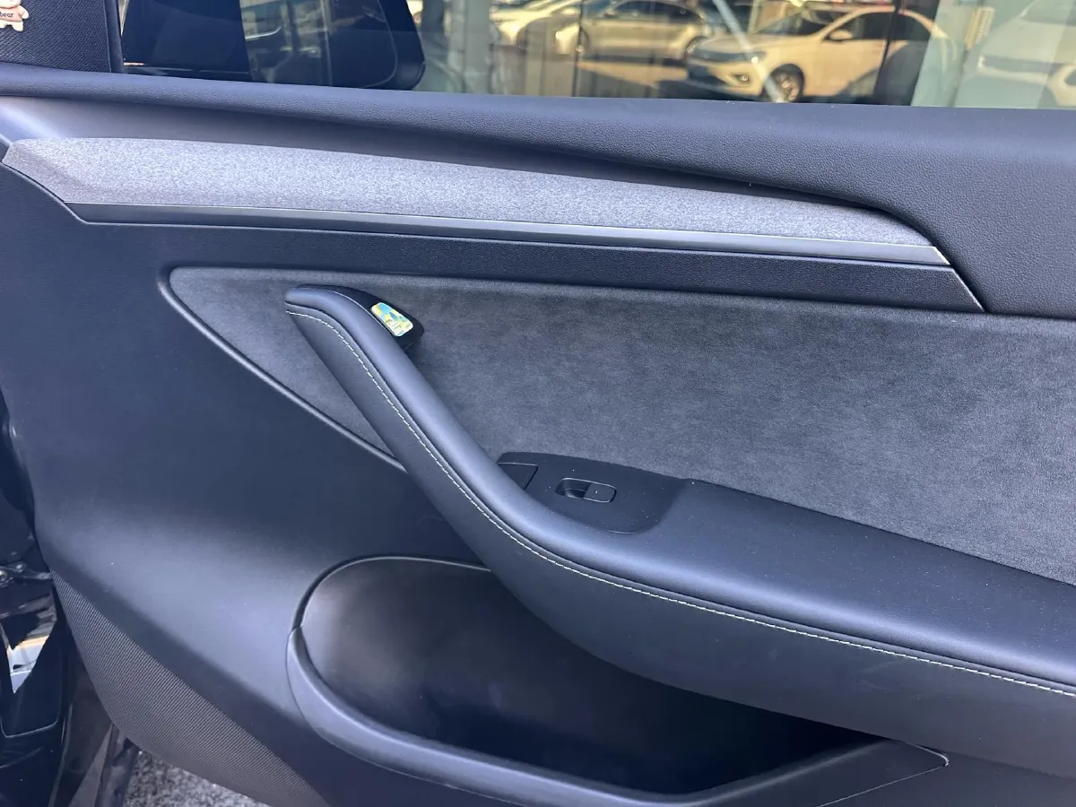 2023 Tesla Model Y BEV 78.4KWH,autocango,china used car exporter,china ev exporter,chinese used car exporter,chinese used ev exporter