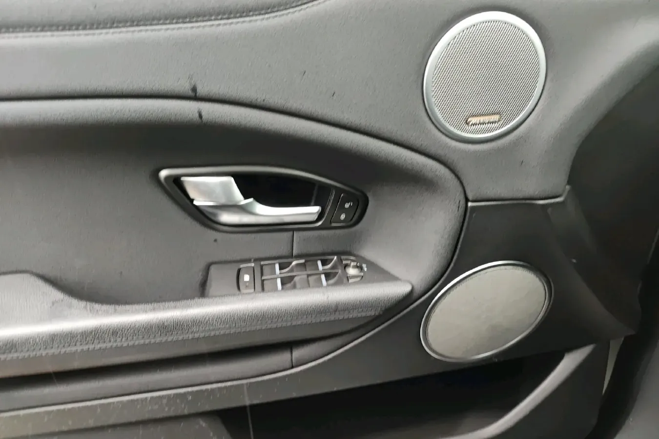 2018 Land Rover Range Rover Evoque 2.0T 241HP L4 9AT,autocango,china used car exporter,china ev exporter,chinese used car exporter,chinese used ev exporter