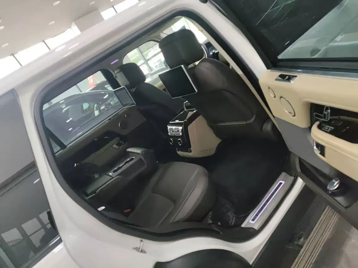 2020 Land Rover Range Rover 3.0T 400HP L6 8AT,autocango,china used car exporter,china ev exporter,chinese used car exporter,chinese used ev exporter