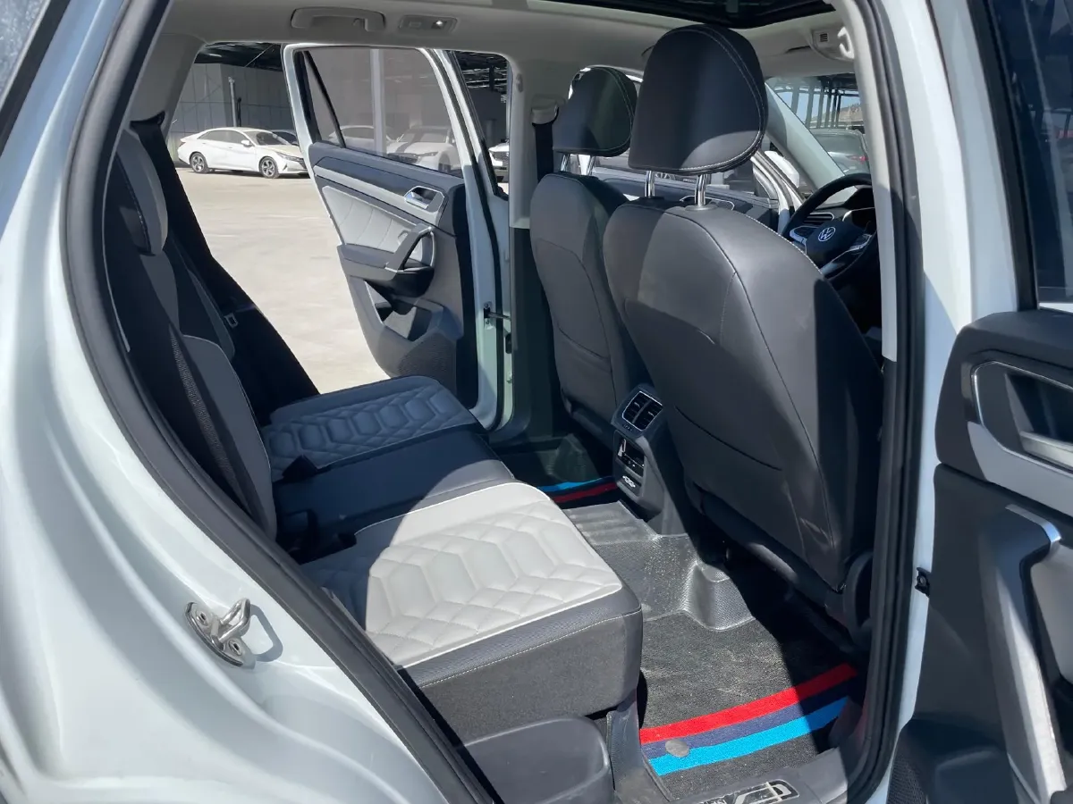 2023 Volkswagen Tayron 1.4T 150HP L4 7DCT,autocango,china used car exporter,china ev exporter,chinese used car exporter,chinese used ev exporter