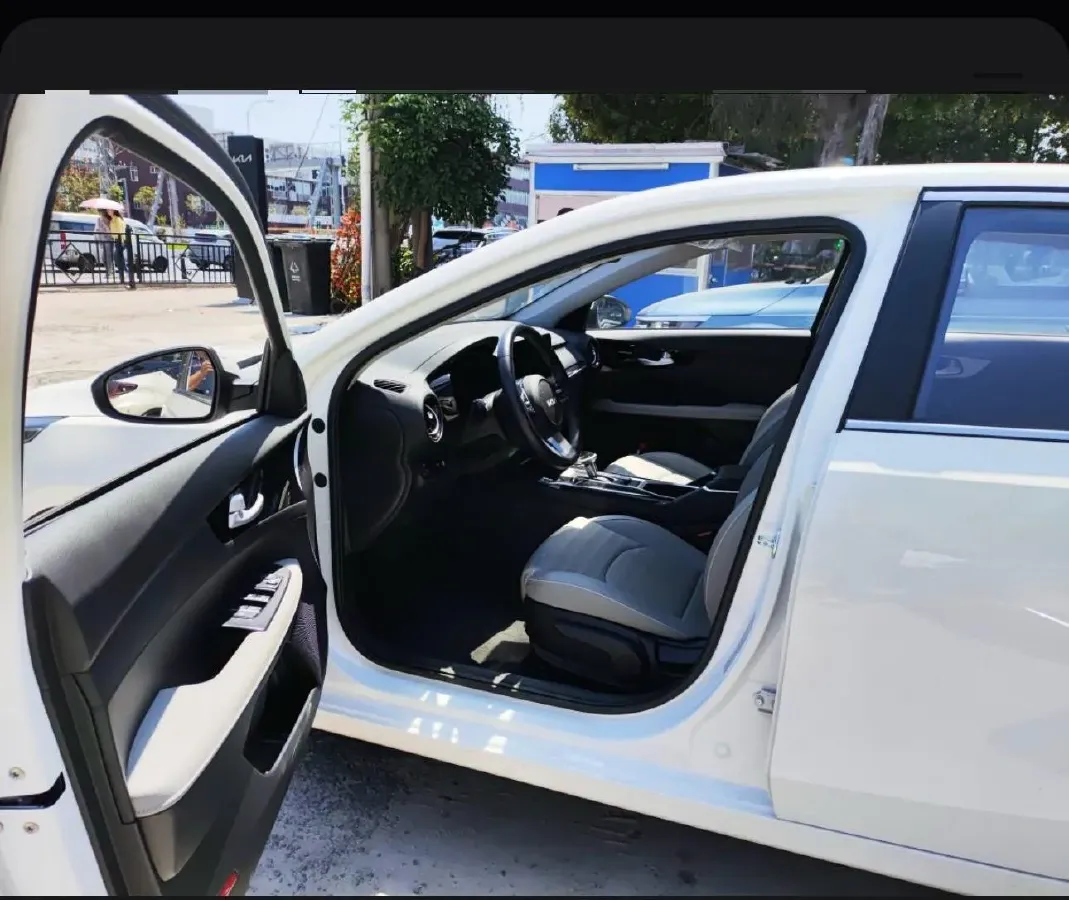 2023 Kia K3 1.4T 140HP L4 7DCT,autocango,china used car exporter,china ev exporter,chinese used car exporter,chinese used ev exporter