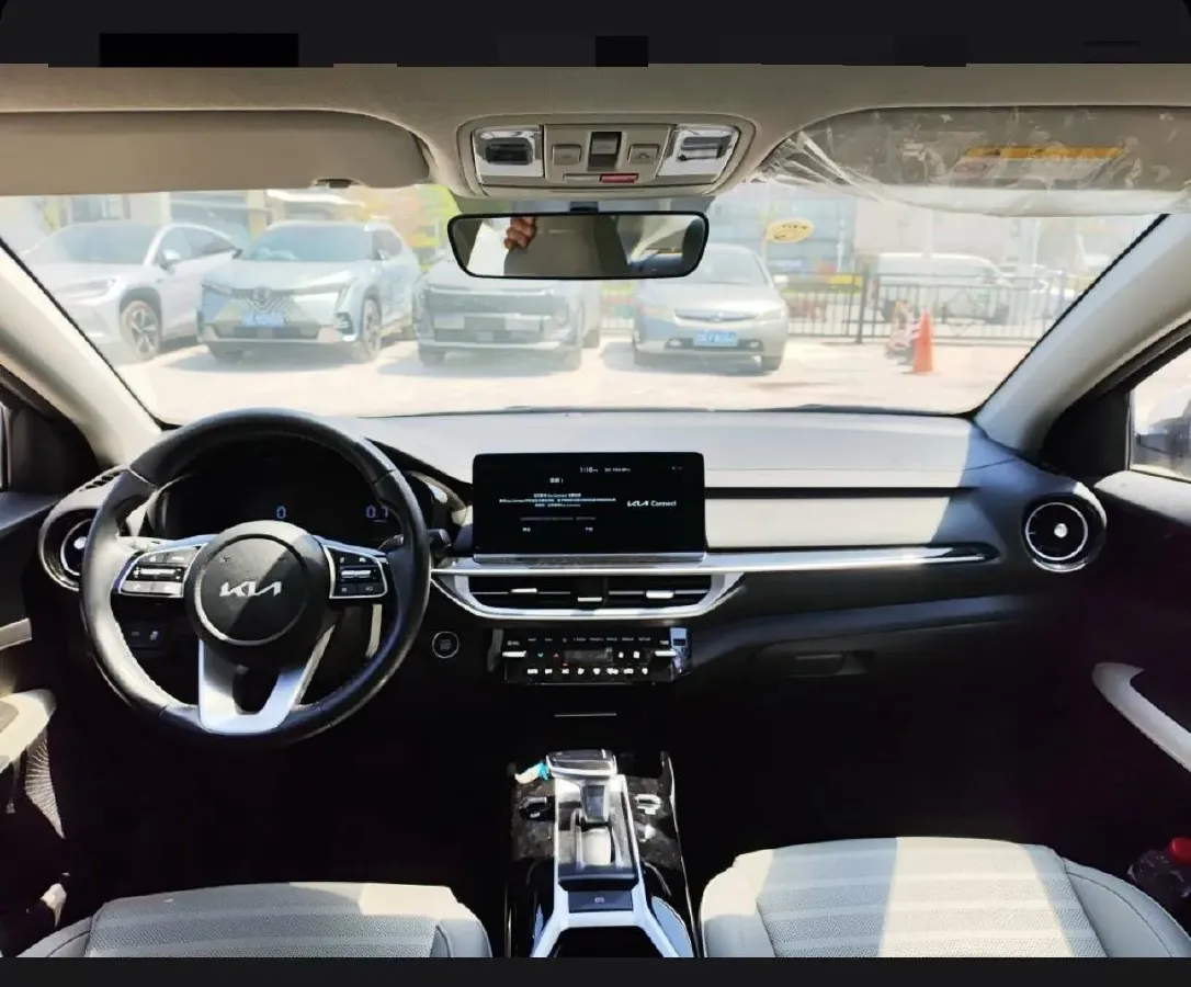 2023 Kia K3 1.4T 140HP L4 7DCT,autocango,china used car exporter,china ev exporter,chinese used car exporter,chinese used ev exporter