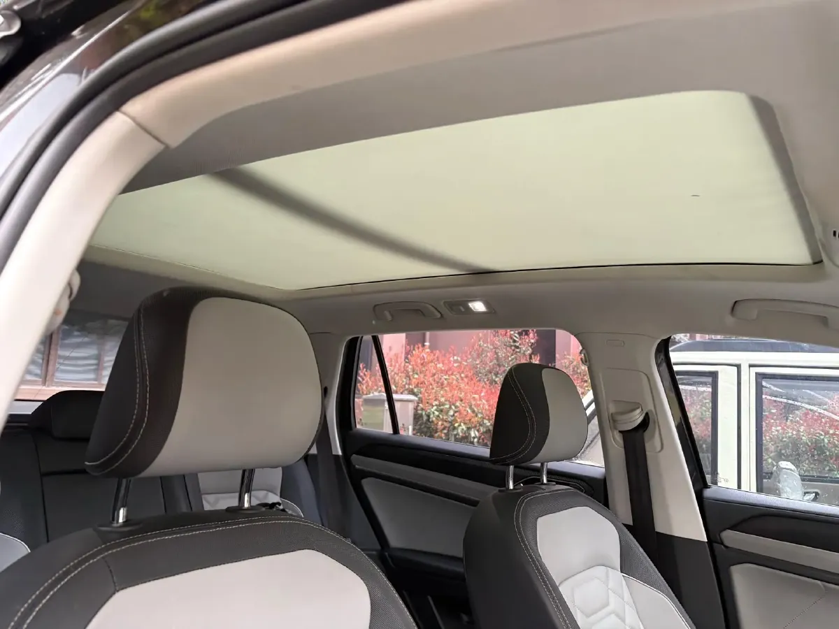 2023 Volkswagen Tayron 2.0T 186HP L4 7DCT,autocango,china used car exporter,china ev exporter,chinese used car exporter,chinese used ev exporter