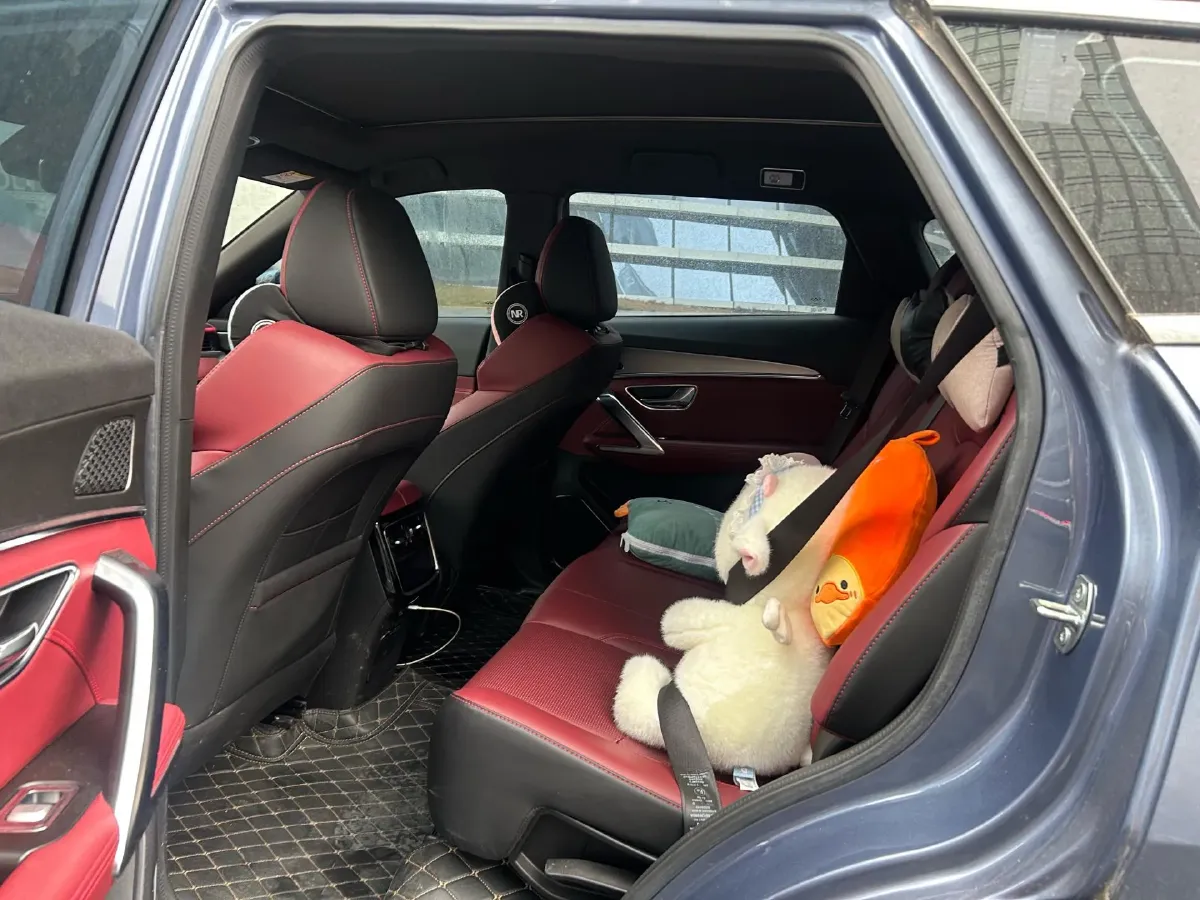 2021 Jetour X70 1.6T 197HP L4 7DCT,autocango,china used car exporter,china ev exporter,chinese used car exporter,chinese used ev exporter