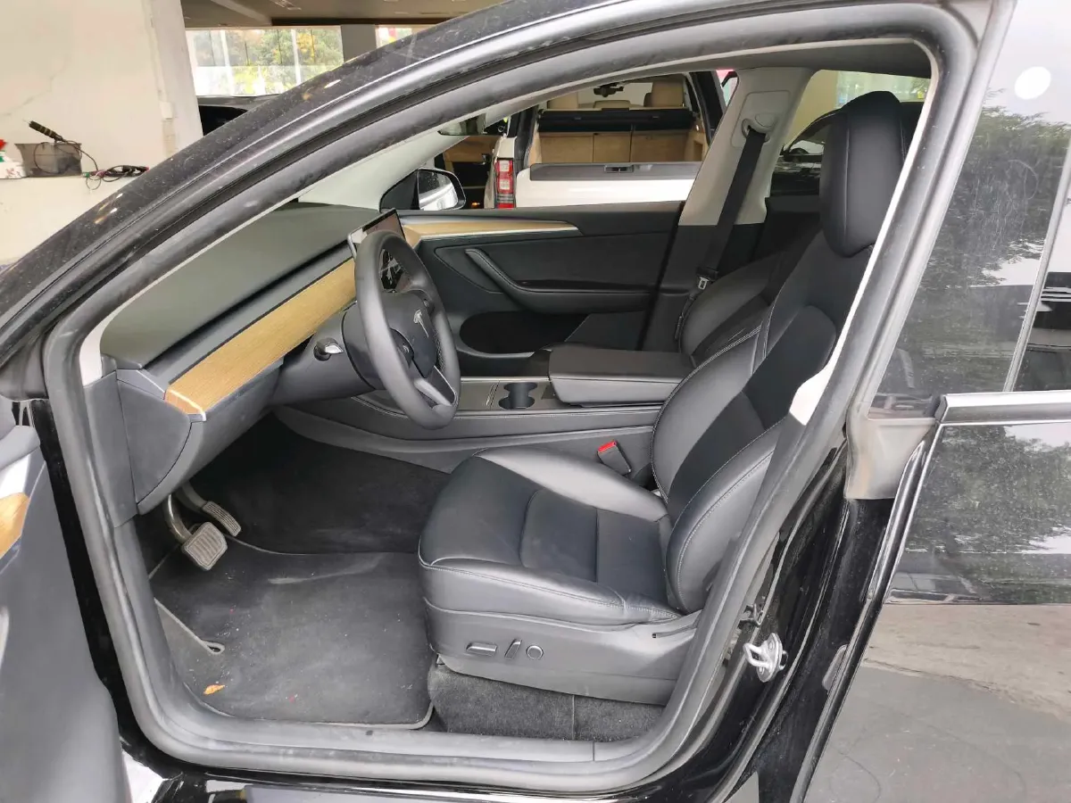 2022 Tesla Model Y BEV 60KWH,autocango,china used car exporter,china ev exporter,chinese used car exporter,chinese used ev exporter