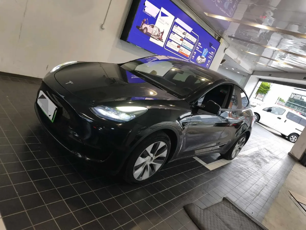 2022 Tesla Model Y BEV 60KWH,autocango,china used car exporter,china ev exporter,chinese used car exporter,chinese used ev exporter