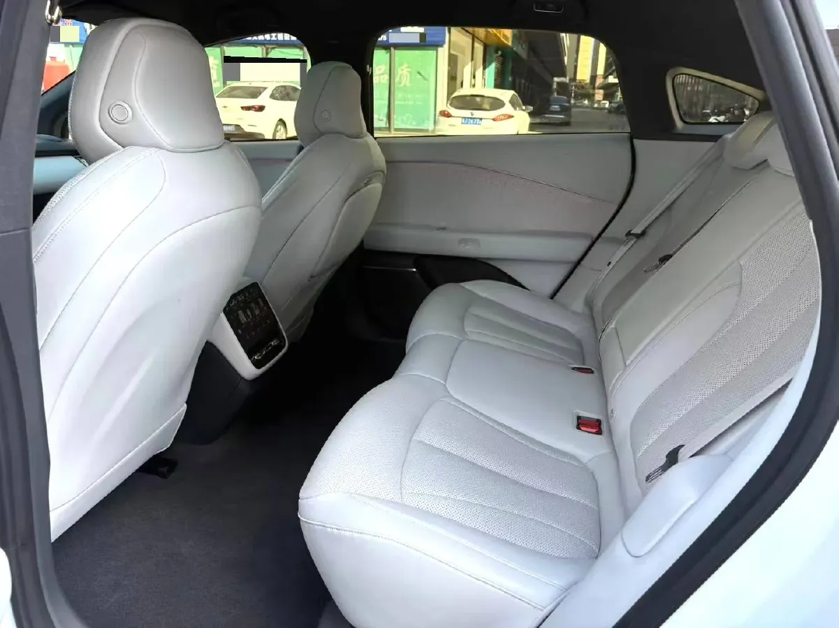 2024 Xpeng P7+ BEV 60.7KWH,autocango,china used car exporter,china ev exporter,chinese used car exporter,chinese used ev exporter