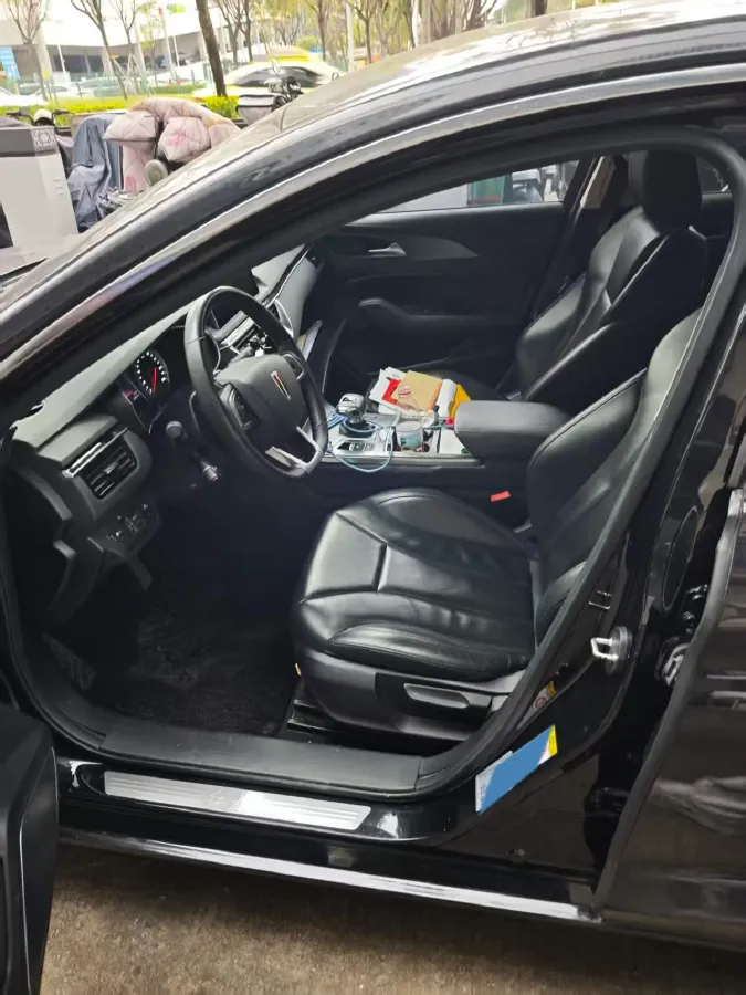 2022 HongQi H5 1.5T 169HP L4 7DCT,autocango,china used car exporter,china ev exporter,chinese used car exporter,chinese used ev exporter