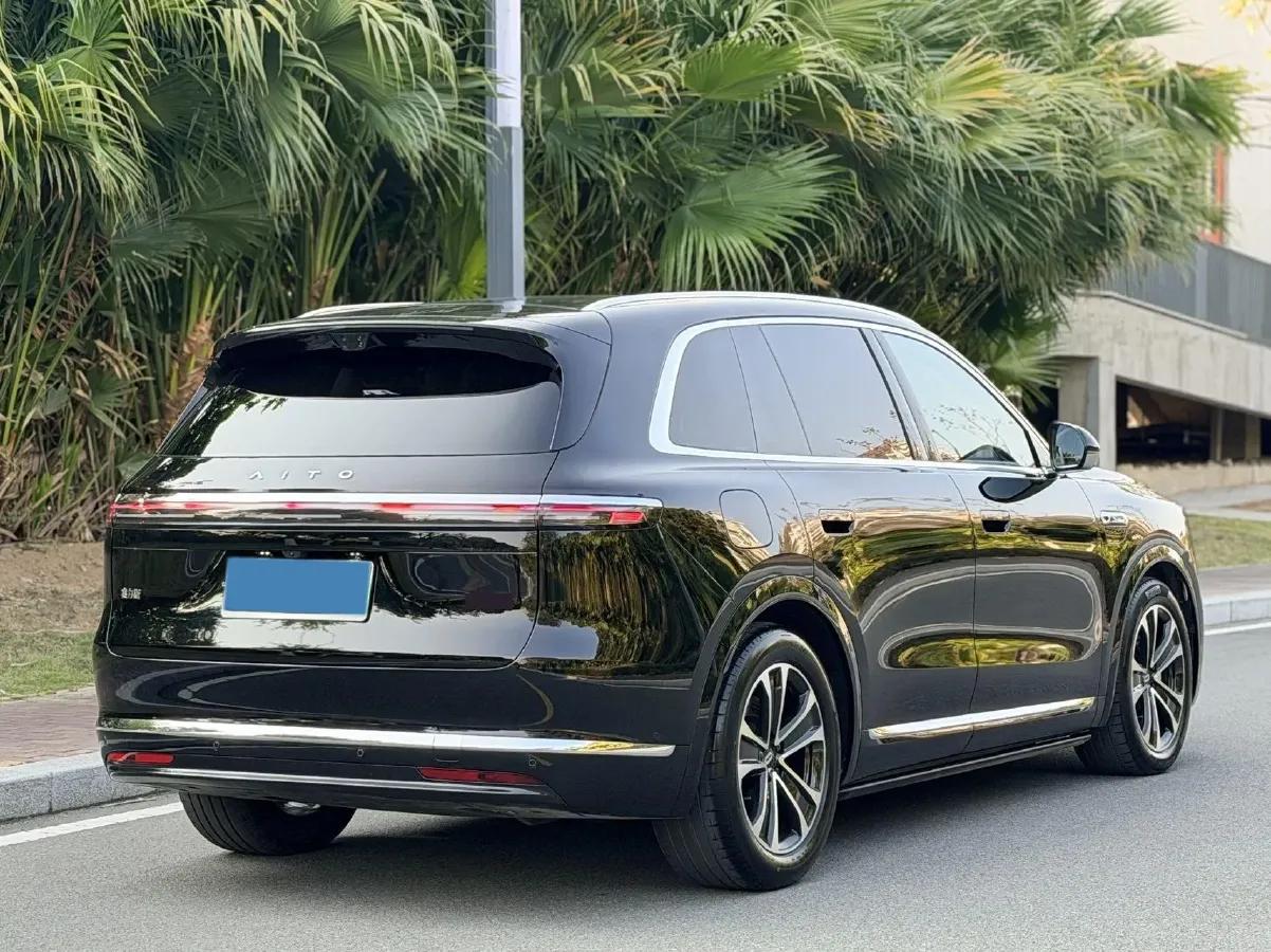 2026 AITO AITO M7 REEV 160HP REEV,autocango,china used car exporter,china ev exporter,chinese used car exporter,chinese used ev exporter