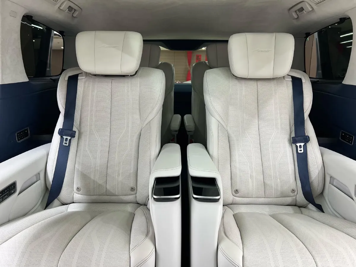 2023 Buick Century 2.0T 237HP L4 9AT,autocango,china used car exporter,china ev exporter,chinese used car exporter,chinese used ev exporter