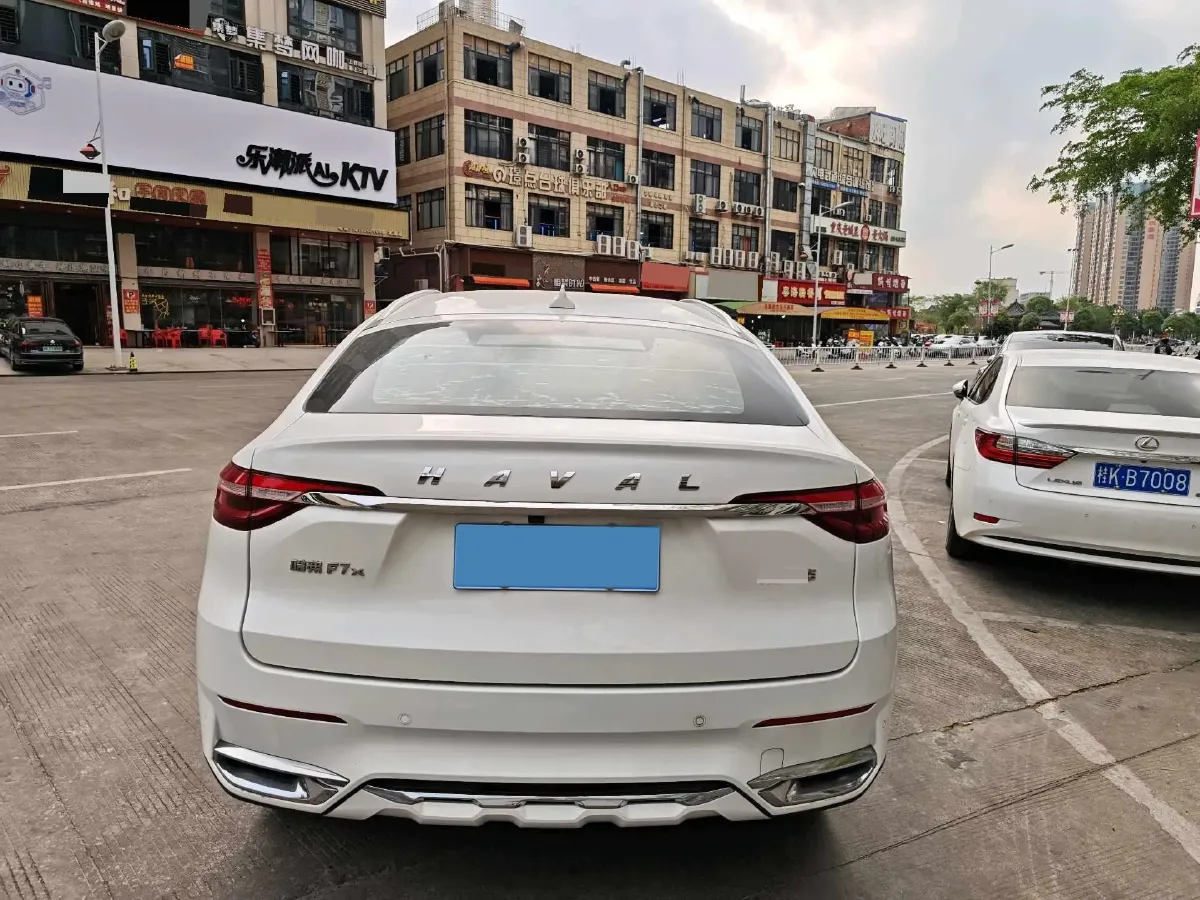 2021 Haval F7x 1.5T 169HP L4 7DCT,autocango,china used car exporter,china ev exporter,chinese used car exporter,chinese used ev exporter