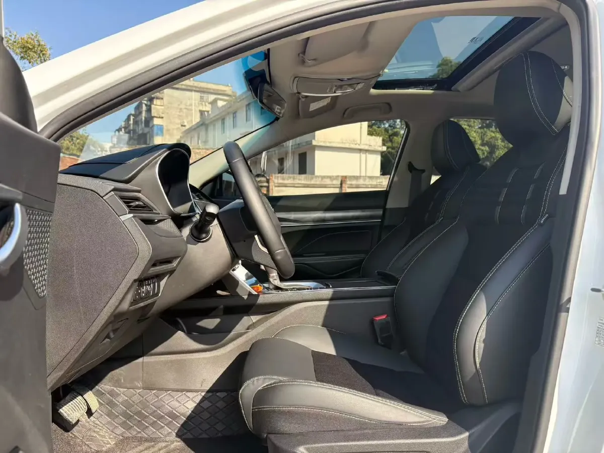 2021 Geely Binray 1.4T 141HP L4 CVT,autocango,china used car exporter,china ev exporter,chinese used car exporter,chinese used ev exporter