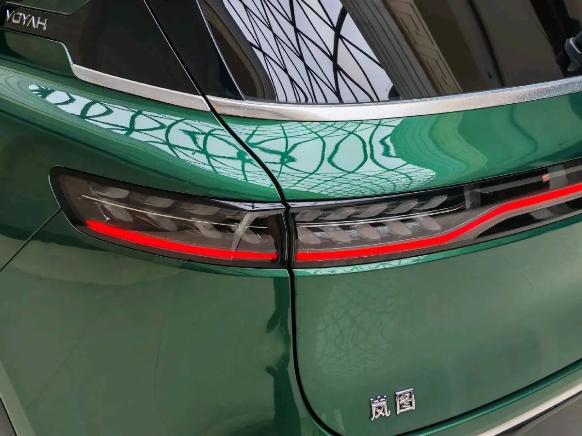 2022 Voyah FREE BEV 106KWH,autocango,china used car exporter,china ev exporter,chinese used car exporter,chinese used ev exporter