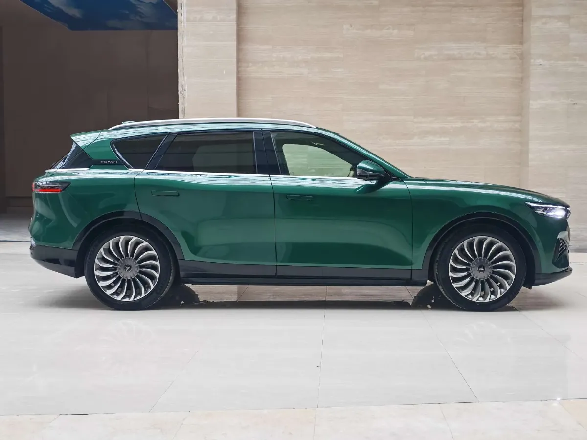 2022 Voyah FREE BEV 106KWH,autocango,china used car exporter,china ev exporter,chinese used car exporter,chinese used ev exporter