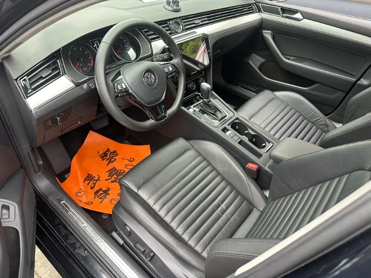 2018 Volkswagen Magotan 1.8T 180HP L4 7DCT,autocango,china used car exporter,china ev exporter,chinese used car exporter,chinese used ev exporter