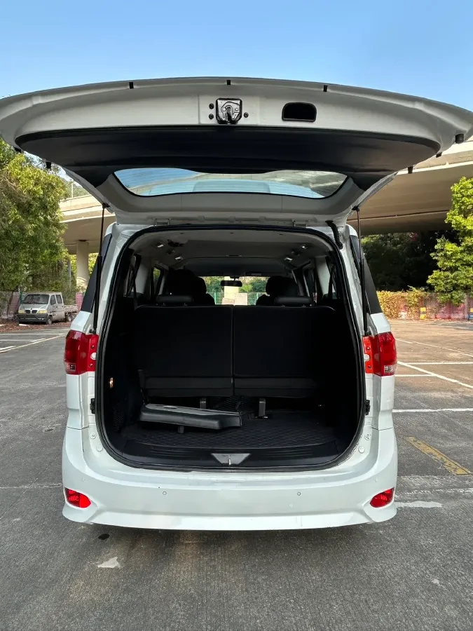 2020 Volkswagen Golf Sportsvan 1.2T 116HP L4 7DCT,autocango,china used car exporter,china ev exporter,chinese used car exporter,chinese used ev exporter