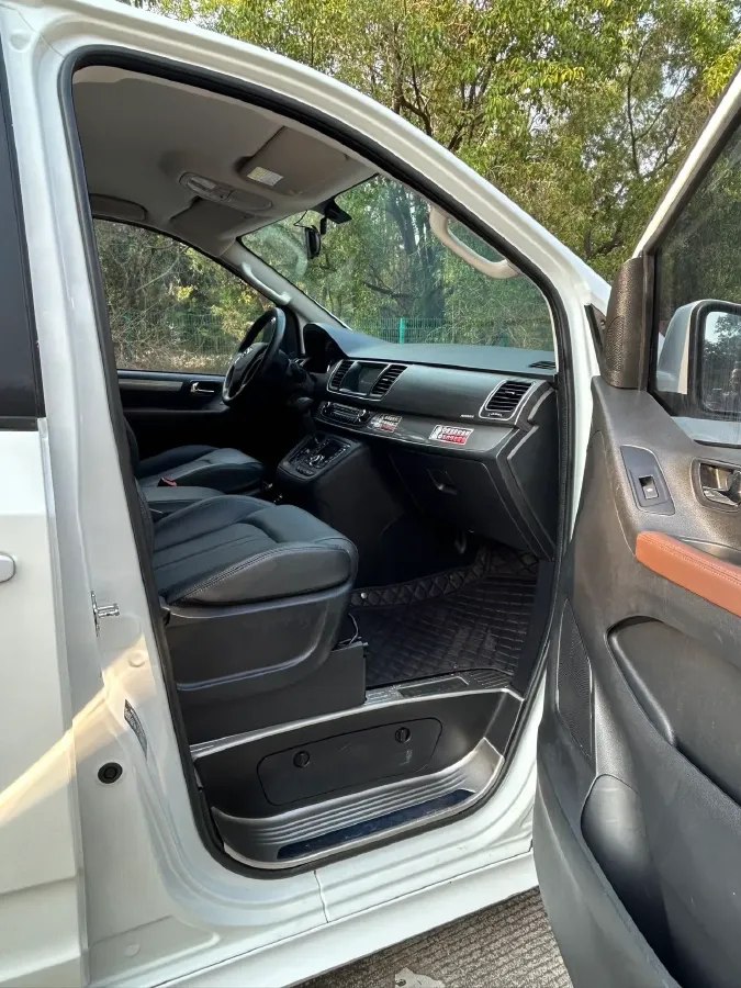 2020 Volkswagen Golf Sportsvan 1.2T 116HP L4 7DCT,autocango,china used car exporter,china ev exporter,chinese used car exporter,chinese used ev exporter