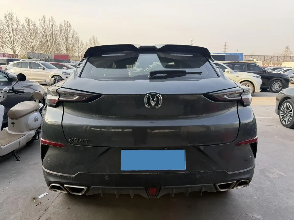 2020 ChangAn UNI-T 1.5T 180HP L4 7DCT,autocango,china used car exporter,china ev exporter,chinese used car exporter,chinese used ev exporter