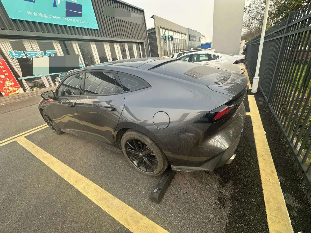 2023 ChangAn UNI-V 1.5T 188HP L4 7DCT,autocango,china used car exporter,china ev exporter,chinese used car exporter,chinese used ev exporter