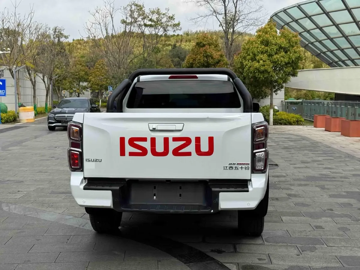 2025 Isuzu LingTuo 2.5T 150HP L4 8AT,autocango,china used car exporter,china ev exporter,chinese used car exporter,chinese used ev exporter