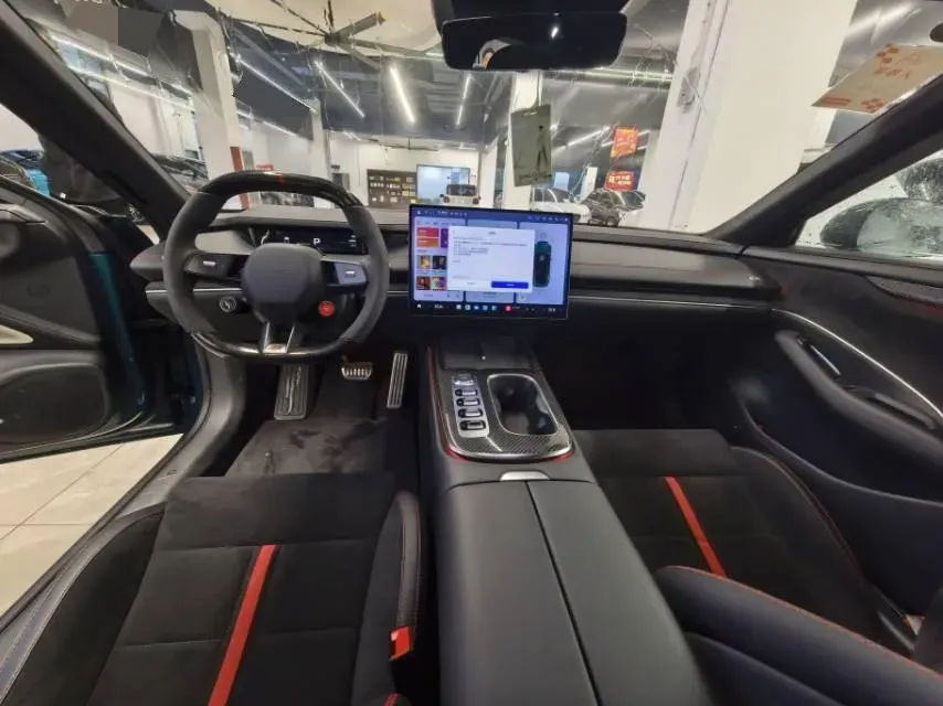 2025 MI SU7 Ultra BEV 93.7KWH,autocango,china used car exporter,china ev exporter,chinese used car exporter,chinese used ev exporter