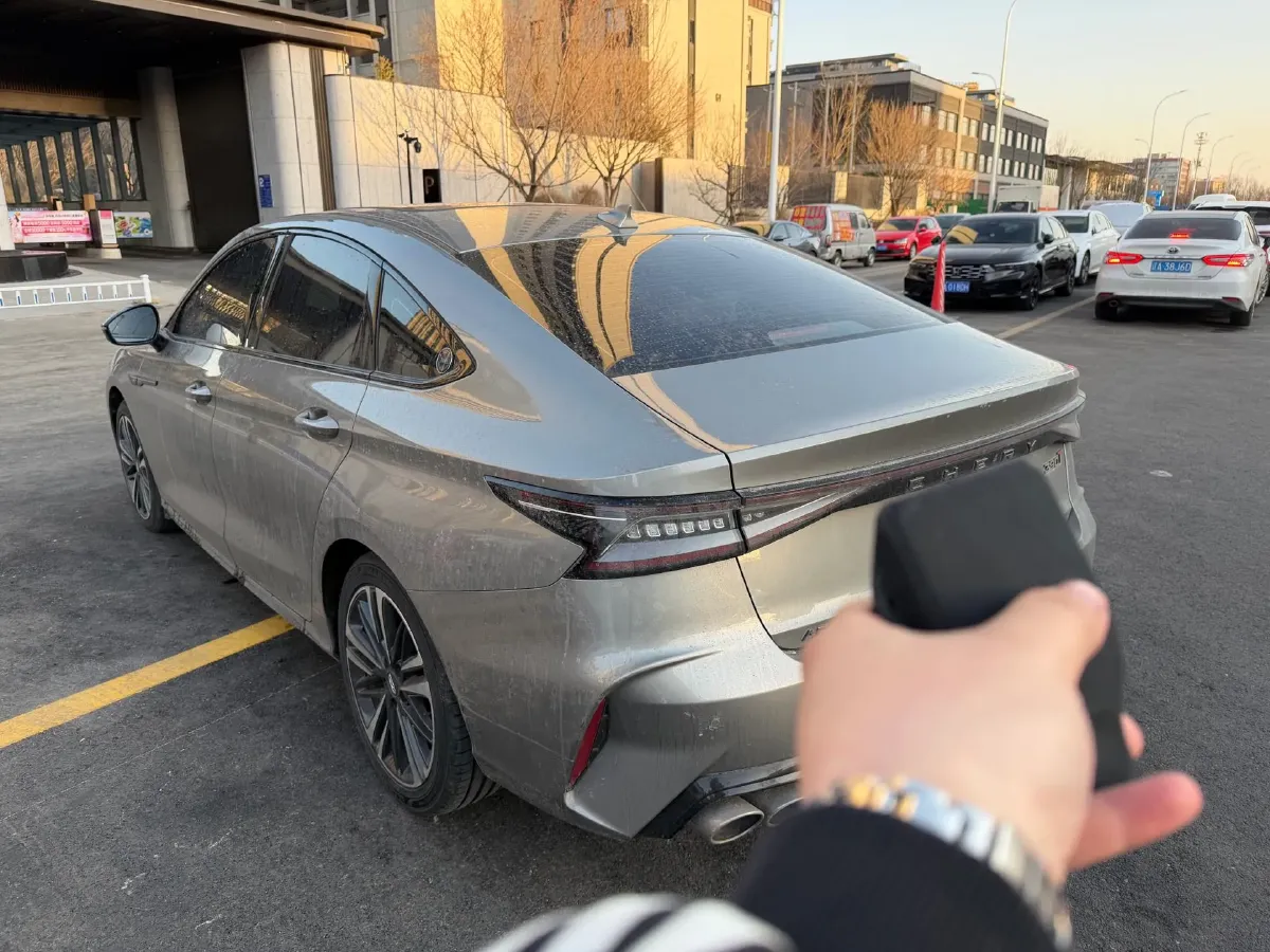 2024 Chery Arrizo 8 2.0T 254HP L4 7DCT,autocango,china used car exporter,china ev exporter,chinese used car exporter,chinese used ev exporter